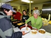 fc_CommunityShelterProgramServingFood_200w